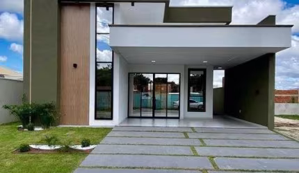 EXCLUSIVA CASA PLANA EM CONDOMÍNIO NO EUSÉBIO! EXCELENTE ESPAÇO E ACABAMENTO!