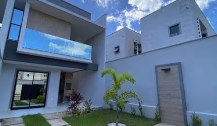 Casas Duplex com amplo espaço! Área de 150m2 com 4 quartos em Fortaleza.