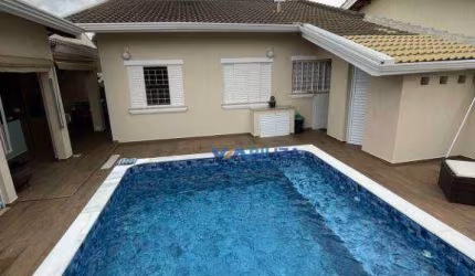 Casa Totalmente Térrea em Condomínio Fechado Próximo ao Lago