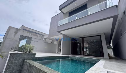 Casa com 4 dormitórios à venda, 300 m² por R$ 3.490.000,00 - Residencial Real Park - Arujá/SP