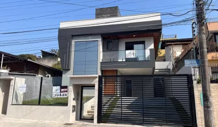 Casa com 3 quartos à venda no Coloninha, Florianópolis  por R$ 1.990.000