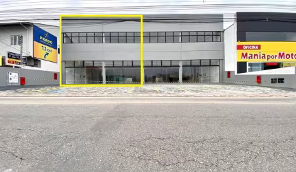 Sala comercial para alugar no Caminho Novo, Palhoça  por R$ 17.900