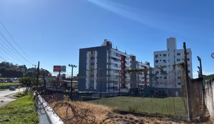 Terreno à venda na Praia Comprida, São José  por R$ 15.000.000