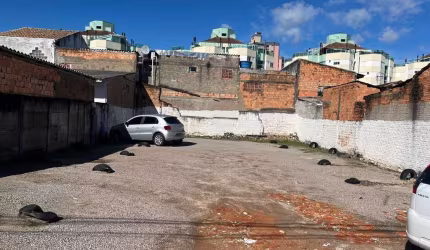 Terreno à venda no Abraão, Florianópolis  por R$ 480.000