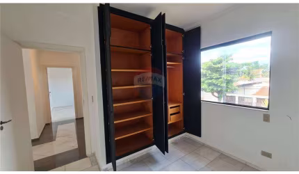 Aluga-se Sobrado de 186m² por R$4.500,00