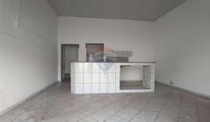 Aluga-se Salão Comercial na Rua do Mirante em Mogi Mirim