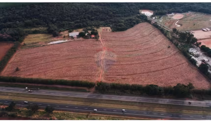 OPORTUNIDADE EM MOGI  MIRIM  - ÁREA INDUSTRIAL/ COMERCIAL A VENDA!