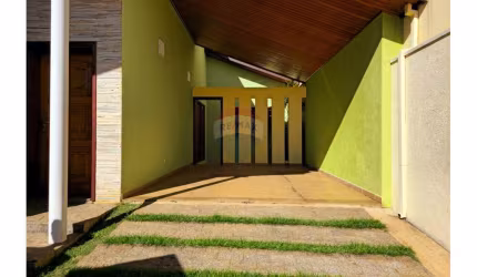 Vende-se Casa Jd. Taguá I - 160m² - Estiva Gerbi/SP