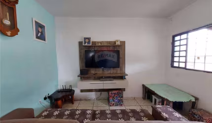 'Casa Com 3 quartos por 199.990,00 no bairro Linda chaib em Mogi Mirim.