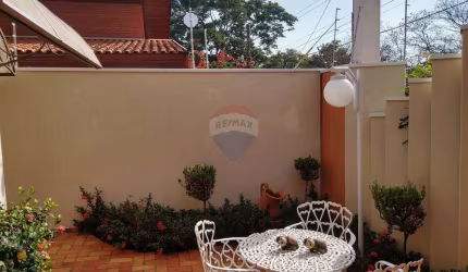 Casa 3 dormitórios 1 suite com hidro Jardim Camargo