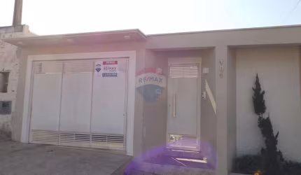 Casa á venda 200m² no conjunto Habitacional Hélio Nicolai