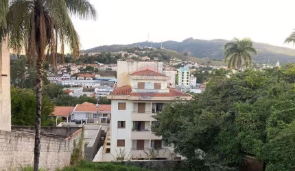 APARTAMENTO ACONCHEGANTE NO CENTRO DE LINDÓIA - S.P. (35) 999619731