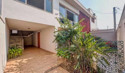 Casa a venda com 319,91m² de área útil, no bairro Nova Mogi