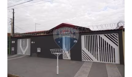 Casa com edícula no Jardim Novo I - Mogi Guaçu