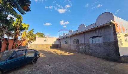 'Refúgio Tranquilo: Chácara comercial e residencial, bairro bairrinho em Artur Nogueira'