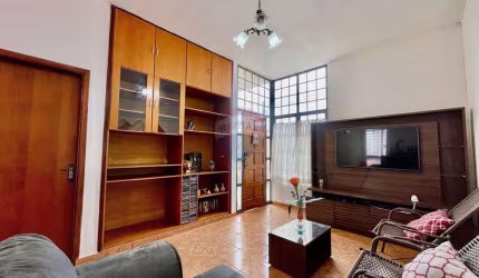 Casa a venda no bairro Parque Cidade Nova em Mogi Guaçu