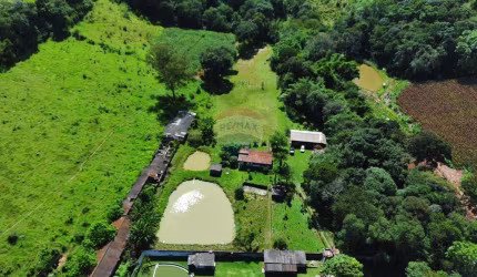 CASA  CAMPO COM 180 M2 , TERRENO com 9400 M2 com duas casas e tanque de peixe