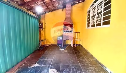 CASA A VENDA COM 2 QUARTOS EM MOGI MIRIM, BAIRRO MOGI MIRIM II - AC: 130m² - INVESTIMENTO R$ 175.000,00
