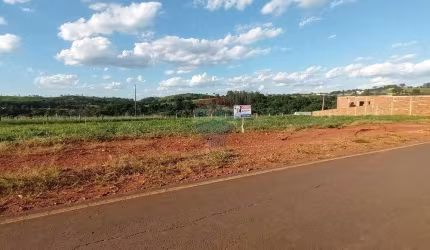 'Chácara Exclusiva de 987 m² no Machadinho: Vista Ampla, Acesso Totalmente Asfaltado e Beleza Única!'