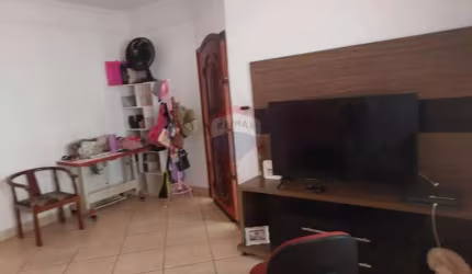 Casa de 290m² em SP: Conforto e Praticidade!