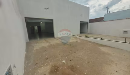 Salão Comercial para alugar com 60 metros, 01 banheiro PCD e duas vagas de estacionamento próprio.