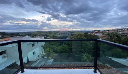 3 casas independentes, 246 m² de área útil, 6 quartos, 5 banheiros, 2vagas  Assumpção/Aguas de Lindoia- otimo investimento