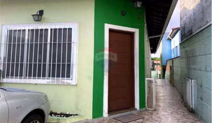 Casa em City Bussocaba Osasco -  4 quartos, sendo 2 suítes, 2 vagas de garagem, churrasqueira- Aceita Permuta