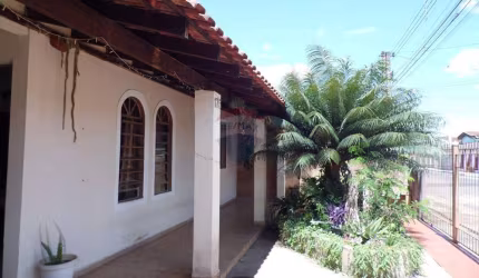 Casa Espetacular à Venda no Jardim Ipê II