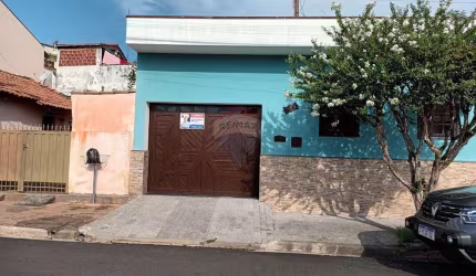 Casa prática e confortável à venda na Vila Bazani, Itapira-SP