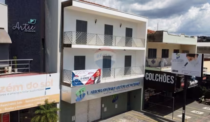 Prédio Comercial Prestigiado na Av. dos Trabalhadores