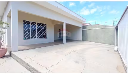 Lindo Imóvel com Três Dormitórios