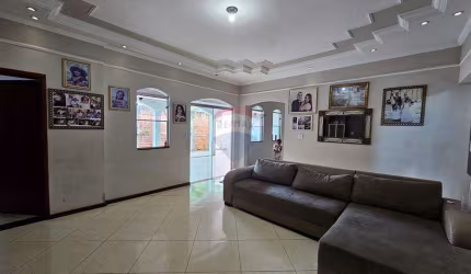 Vende-se Sobrado Jd. Itamaraca 477m² - Mogi Guaçu/SP