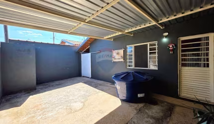 Casa à Venda no Condomínio Residencial Pantanal 1 - Com 02 Dormitórios em Mogi Guaçu -SP