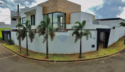 Vende-se Sobrado 390m² Portal dos Lagos -Aguaí/SP