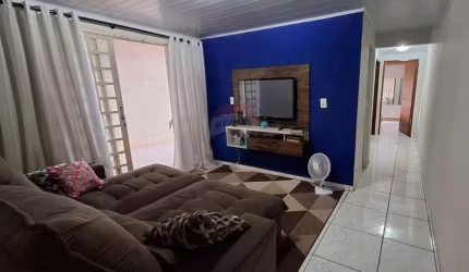Charmosa Casa à Venda em Mogi Mirim - Oportunidade!