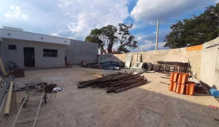 Barracão Comercial para Venda no bairro Parque das Laranjeiras em Mogi Mirim,SP - AT:  304m² – Investimento R$ 370.000,00