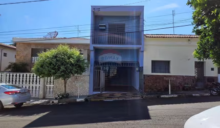 'Charmoso Sobrado na Vila Pereira à Venda!'