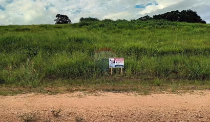Condomínio Terras de Santa Maria em Itapira, seu Refúgio de Paz à Beira do Lago!