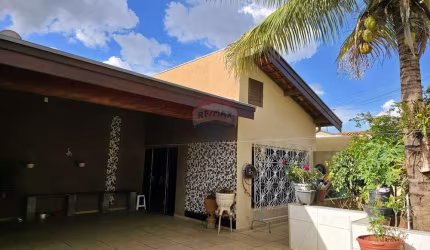 Casa à venda em Mogi Guaçu - Jardim Guaçuano - 2 quartos + edícula