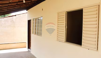 CASA PARA LOCAÇÃO COM 03 DORMITÓRIOS NO JARDIM HERMINIO BUENO EM MOGI GUAÇU - SP