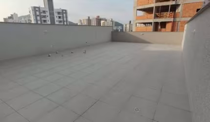 Apartamento enorme diferenciado com 1 dormitório e 2 vagas no Tabuleiro