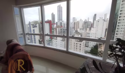 Santillana Del Mar - Apartamento com 3 suítes e 2 vagas no Coração de Balneário Camboriú