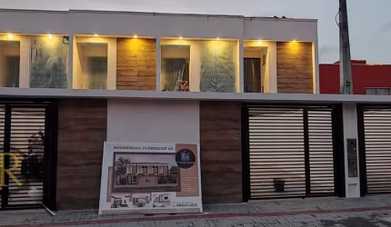 Sobrado com 3 dormitórios e 2 vagas recém-construído