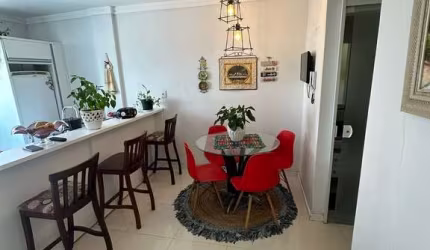 Apartamento quadra-mar no Calçadão da Central