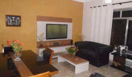 Casa com 4 quartso à venda na Vila Valença São Vicente/SP