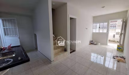 Sobrado com 2 dormitórios à venda, 74 m² por R$ 320.000,00 - Caiçara - Praia Grande/SP