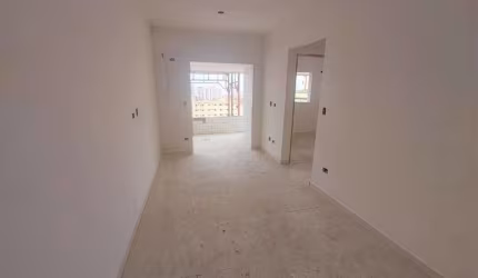 Apartamento com 2 Quartos na Cidade Ocian Praia Grande/SP
