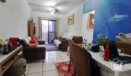 Apartamento no bairro Guilhermina em Praia Grande/SP.