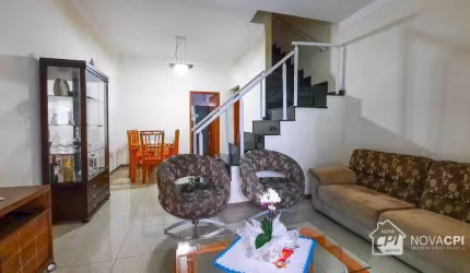 Sobrado com 2 quartos na Vila Guilhermina - Praia Grande/SP
