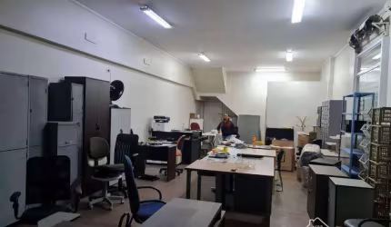 Loja/Prédio comercial no Centro de Santos/SP.